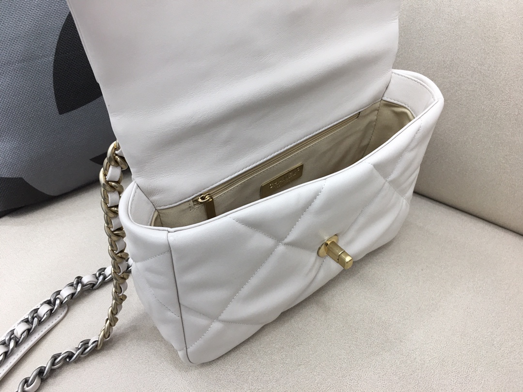 Lambskin 19 Handbag Flap Bag AS1160 White